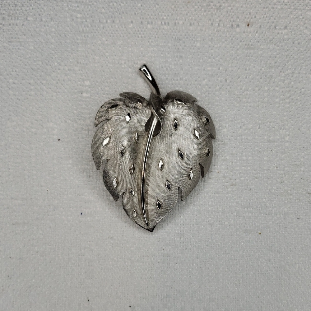 Monet Silver Leaf Brooch
